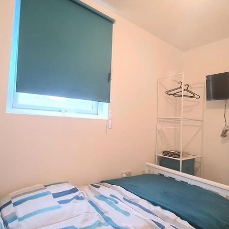 Cosy Single Room In Manor Park London Exterior foto